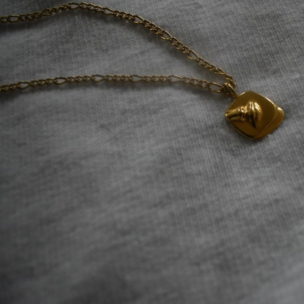 woman 18k Gold plated stainless steel  necklace